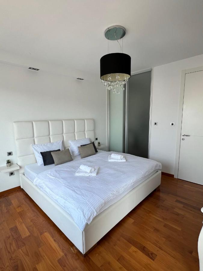 Luxury Laurus Penthouse With Awesome Sea View Apartman Primošten Kültér fotó