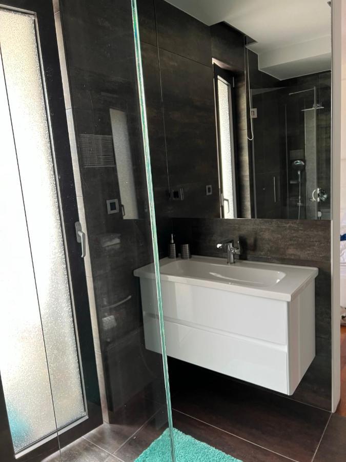 Luxury Laurus Penthouse With Awesome Sea View Apartman Primošten Kültér fotó