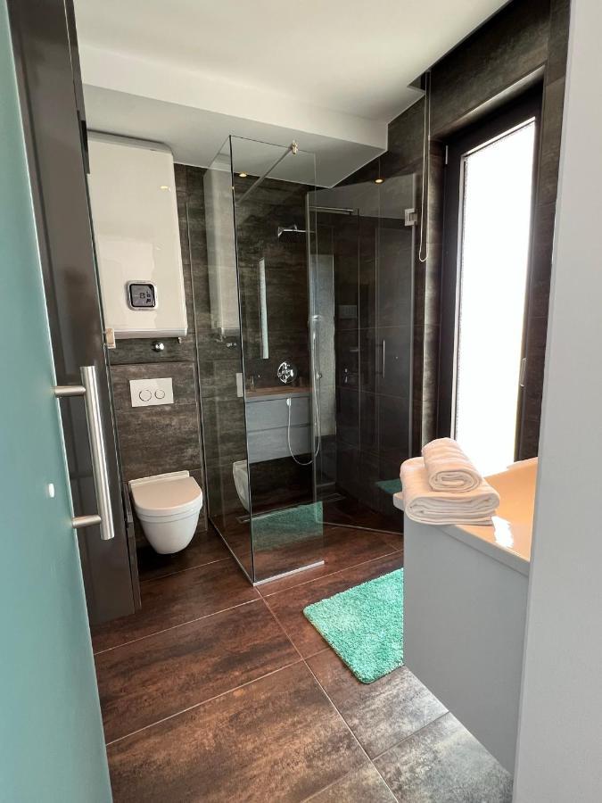 Luxury Laurus Penthouse With Awesome Sea View Apartman Primošten Kültér fotó