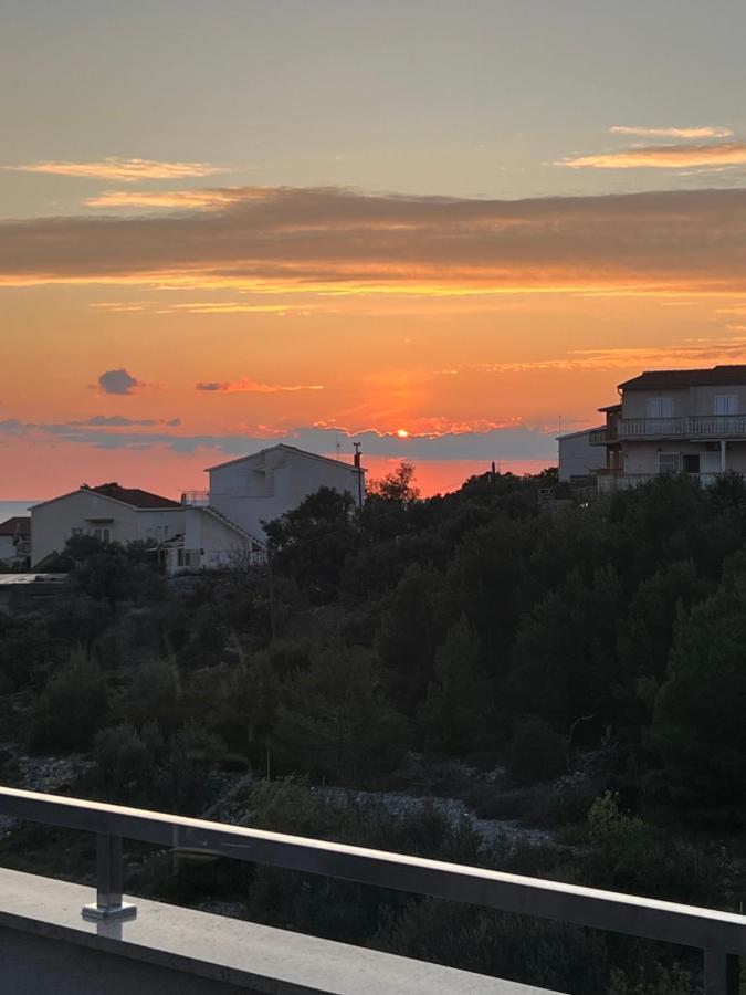 Luxury Laurus Penthouse With Awesome Sea View Apartman Primošten Kültér fotó