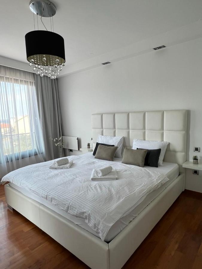 Luxury Laurus Penthouse With Awesome Sea View Apartman Primošten Kültér fotó