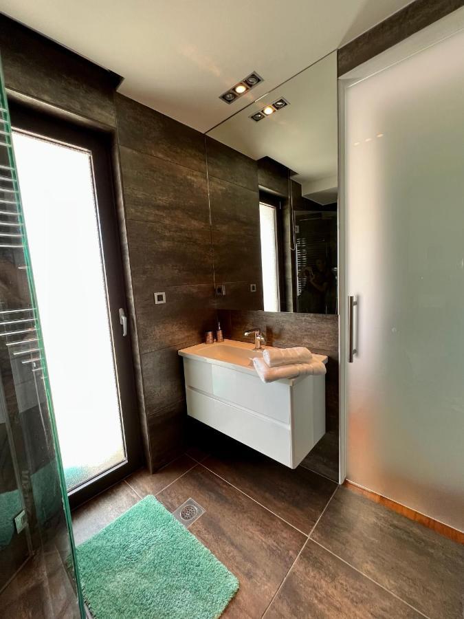 Luxury Laurus Penthouse With Awesome Sea View Apartman Primošten Kültér fotó
