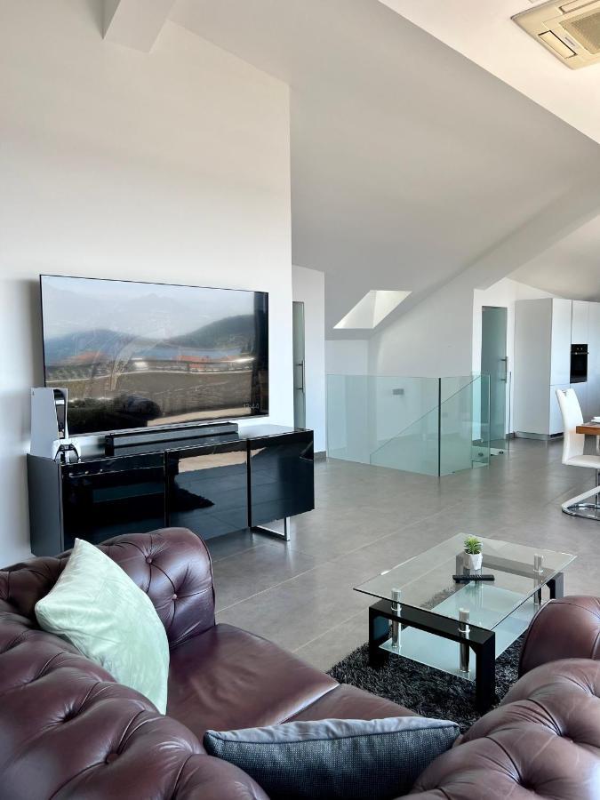 Luxury Laurus Penthouse With Awesome Sea View Apartman Primošten Kültér fotó