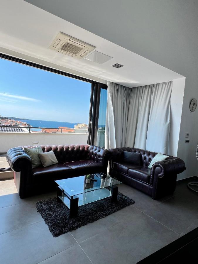 Luxury Laurus Penthouse With Awesome Sea View Apartman Primošten Kültér fotó